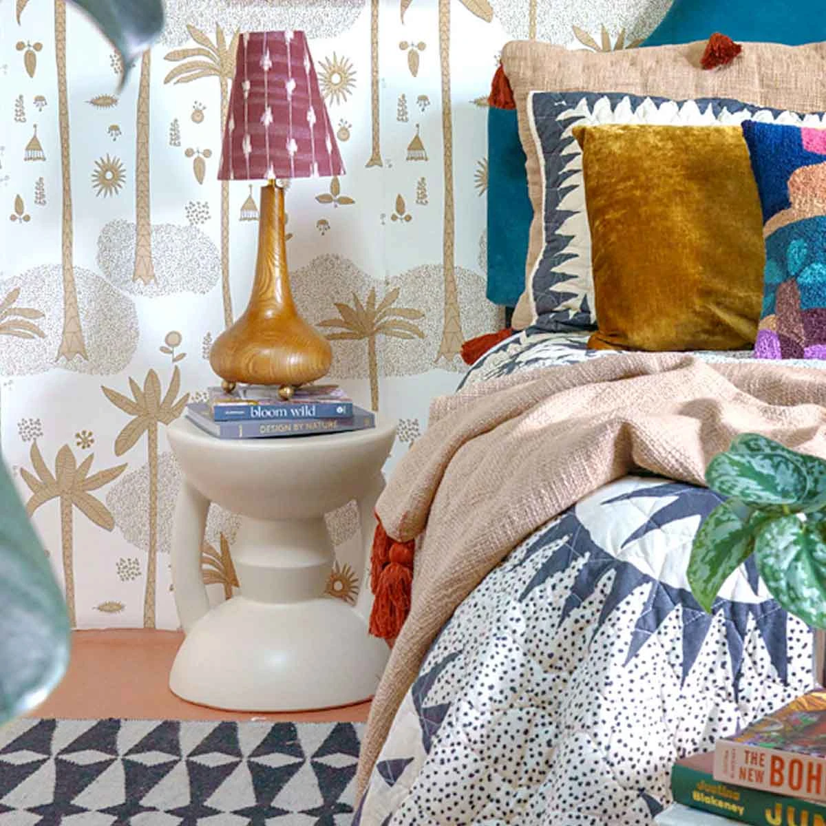 Jungalow Cloud Mali Hourglass Stool By Justina Blakeney™ - Image 2